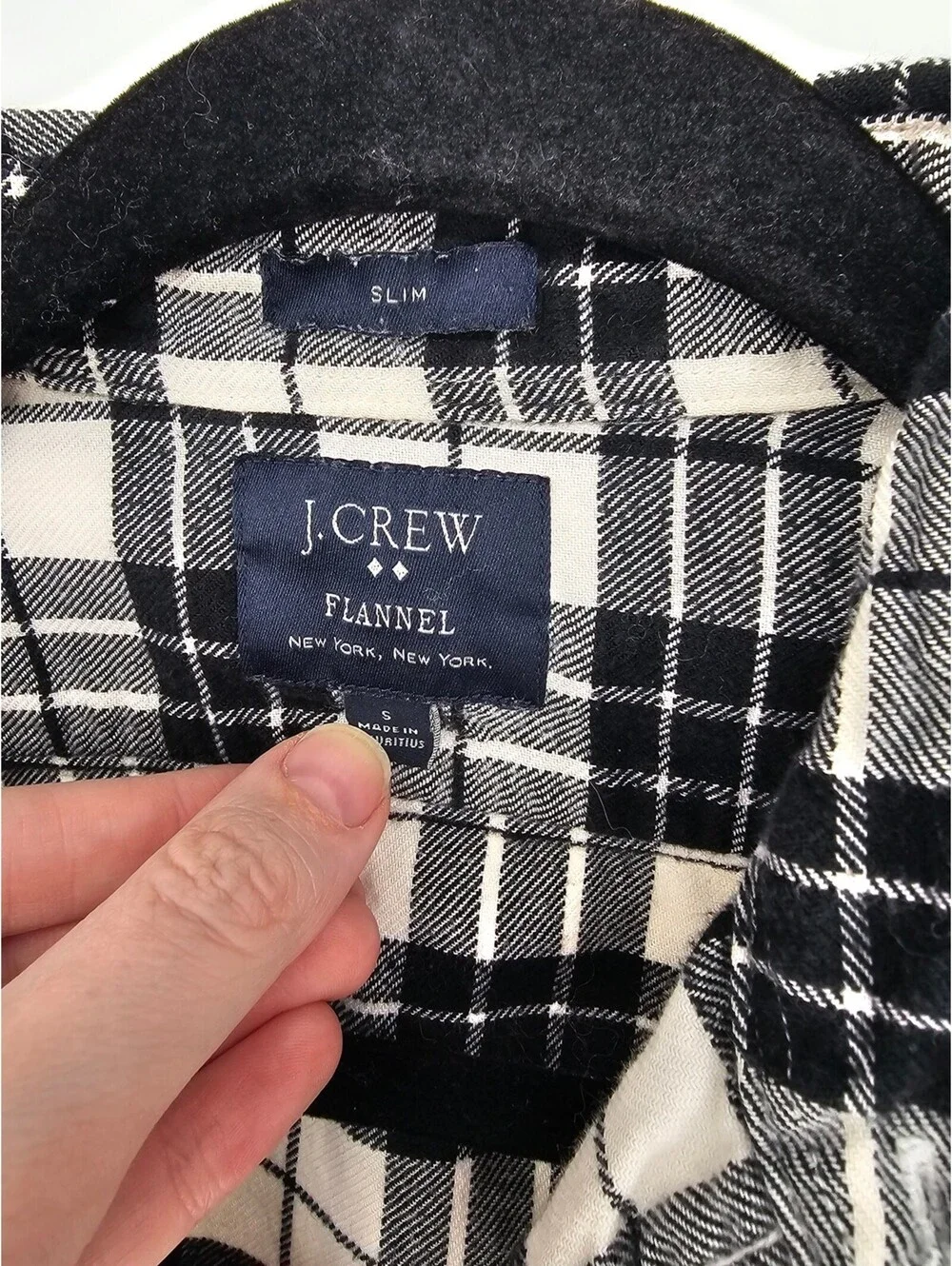 J Crew Mens Sz S Slim Fit Long Sleeve Button Up Flannel Shirt Black White Plaid